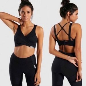Women $48 gymshark true texture wrap style strappy tie back sportsbra/sport bra